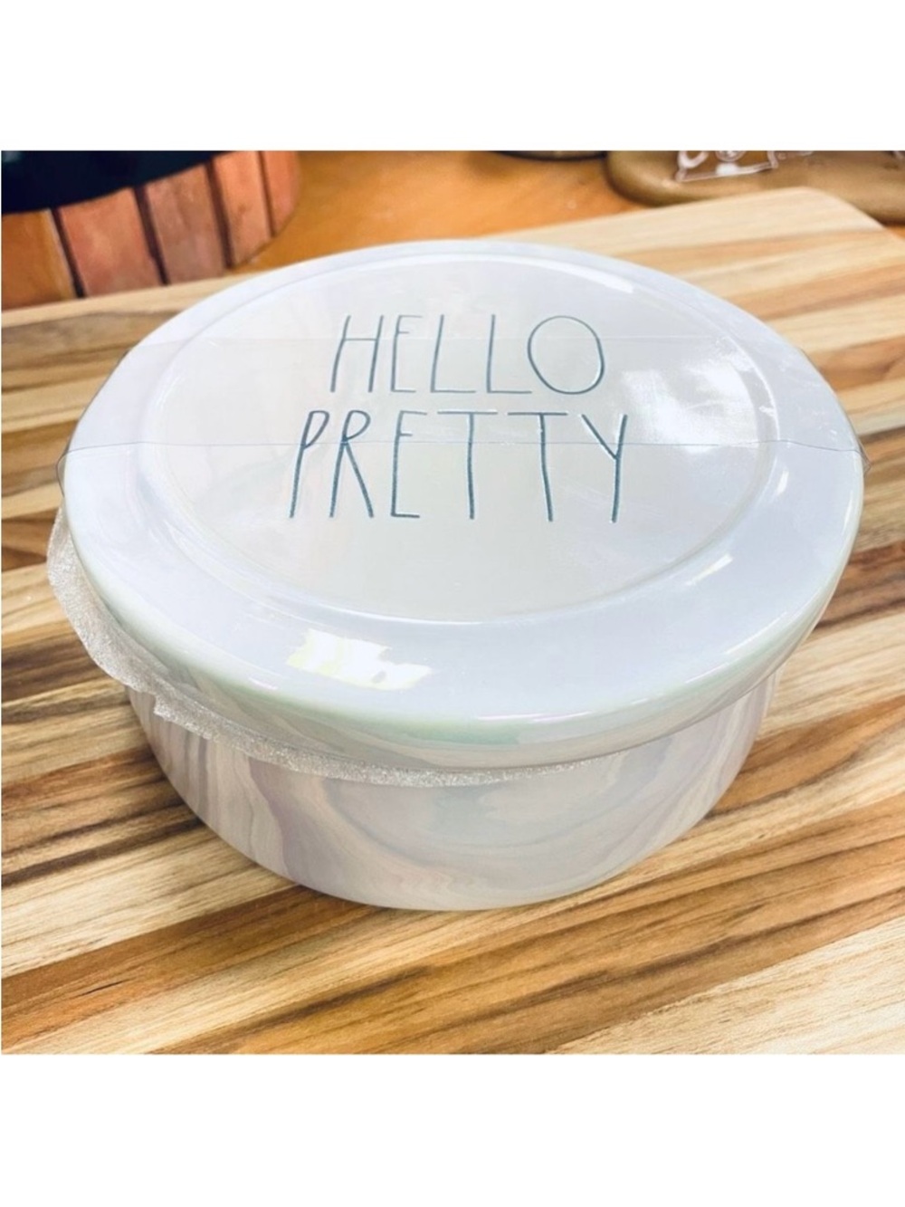 NWT Rae Dunn “Hello Pretty" White off Iridescent Round Jewelry Box Bowl with Lid